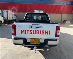 ميتسوبيشي L200